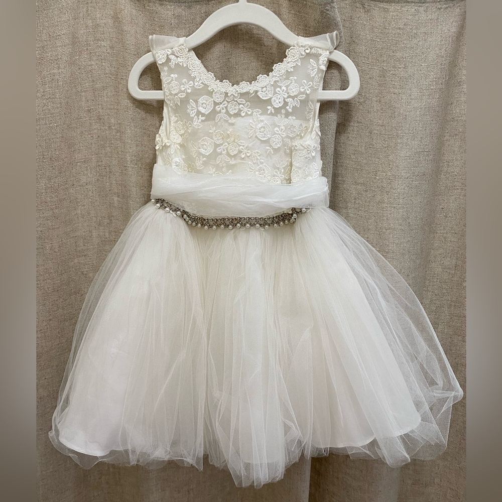 David Charles gold label! Girls white embellished dress! Size 3